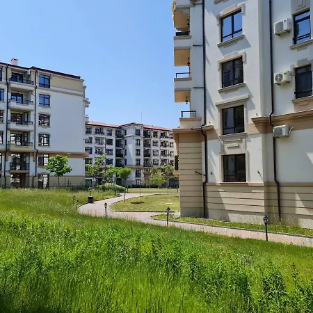 Little Treasure By The Sea Apartman *